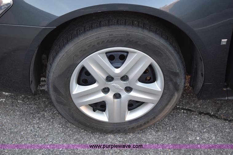 image for item K2331 2010 Chevrolet Impala LS