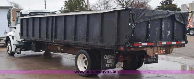 image for item K2415 2007 International 4100 dump truck