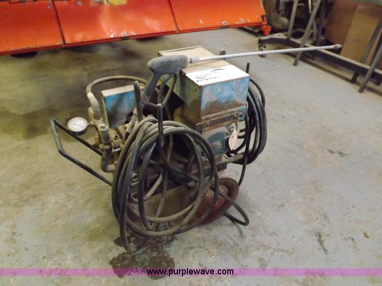 image for item K3213 Malsbary pressure washer