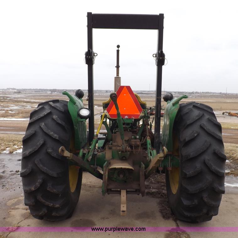 image for item K3215 John Deere 2020 tractor