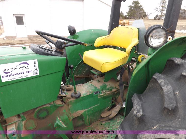 image for item K3215 John Deere 2020 tractor