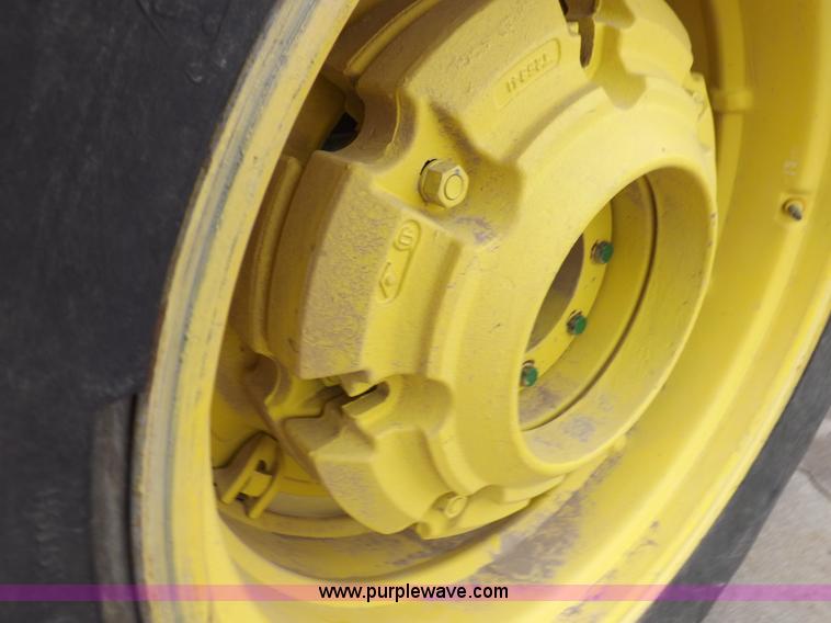 image for item K3215 John Deere 2020 tractor