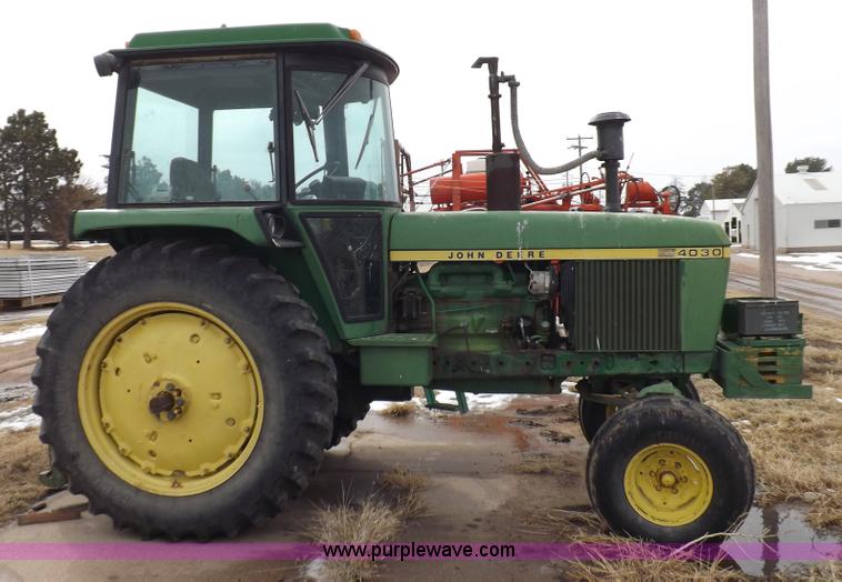 image for item K3216 John Deere 4030 tractor
