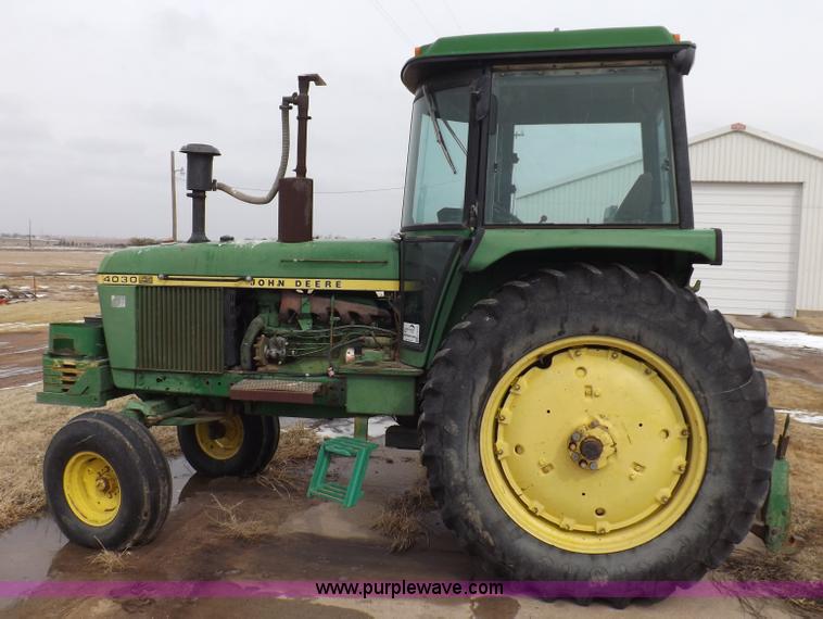 image for item K3216 John Deere 4030 tractor