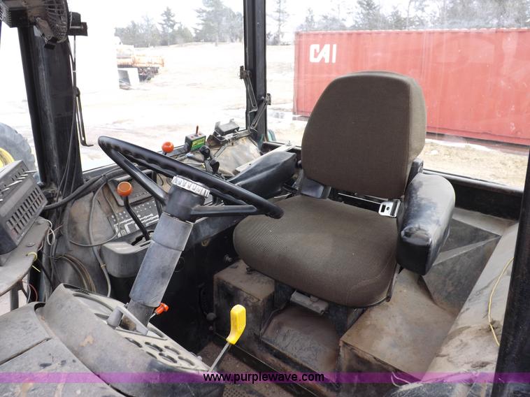 image for item K3216 John Deere 4030 tractor