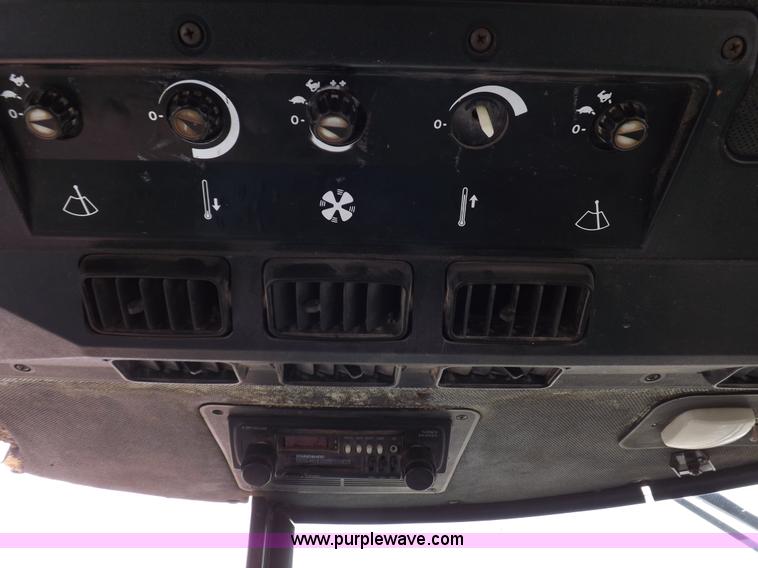 image for item K3216 John Deere 4030 tractor