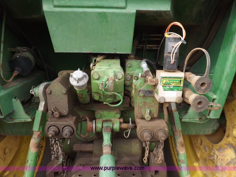 image for item K3216 John Deere 4030 tractor