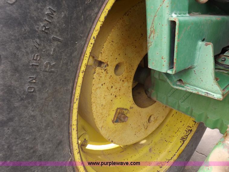 image for item K3216 John Deere 4030 tractor