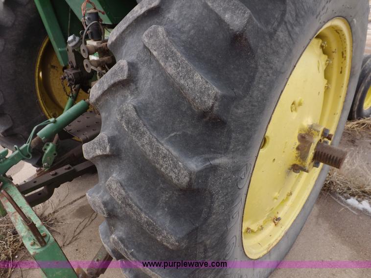 image for item K3216 John Deere 4030 tractor