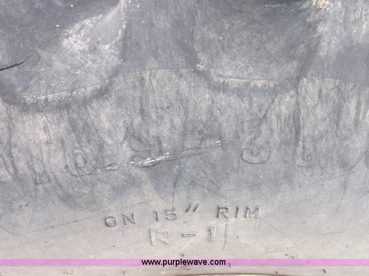 image for item K3216 John Deere 4030 tractor