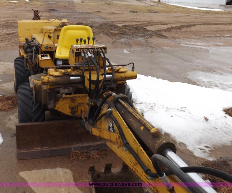 image for item K3218 Case Davis 30T4 trencher