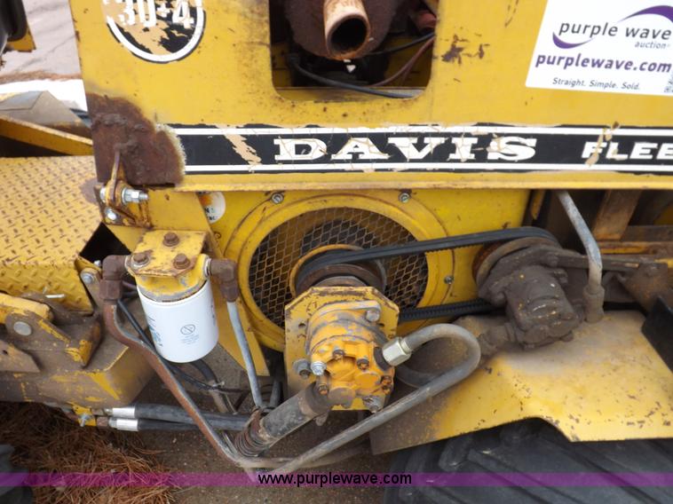 image for item K3218 Case Davis 30T4 trencher