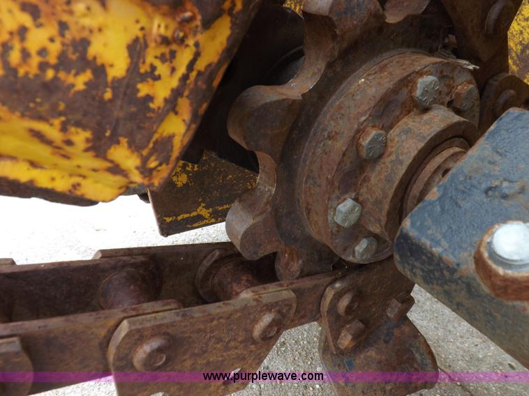 image for item K3218 Case Davis 30T4 trencher