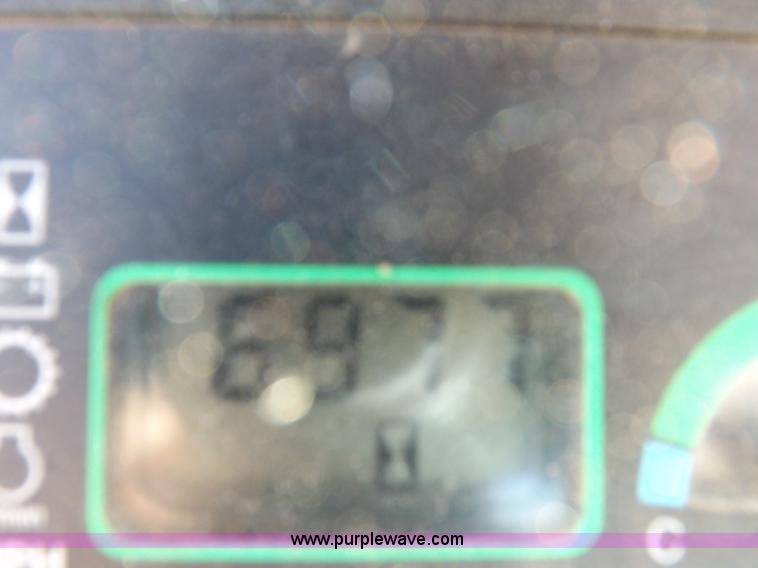 image for item K3227 2001 John Deere 772CH motor grader