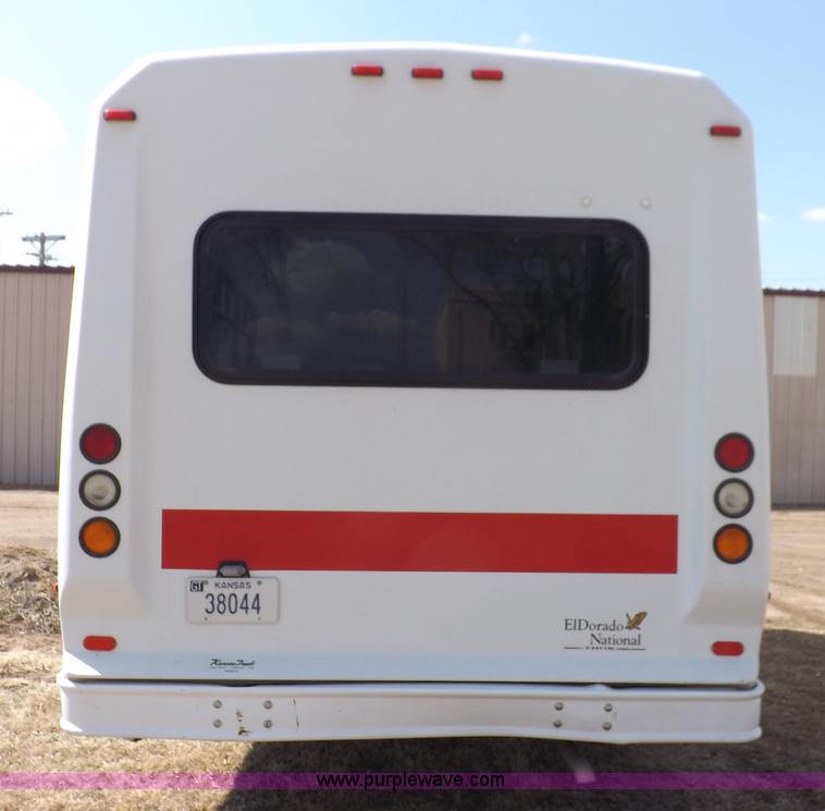 image for item K3238 2002 Chevrolet Express G3500 bus