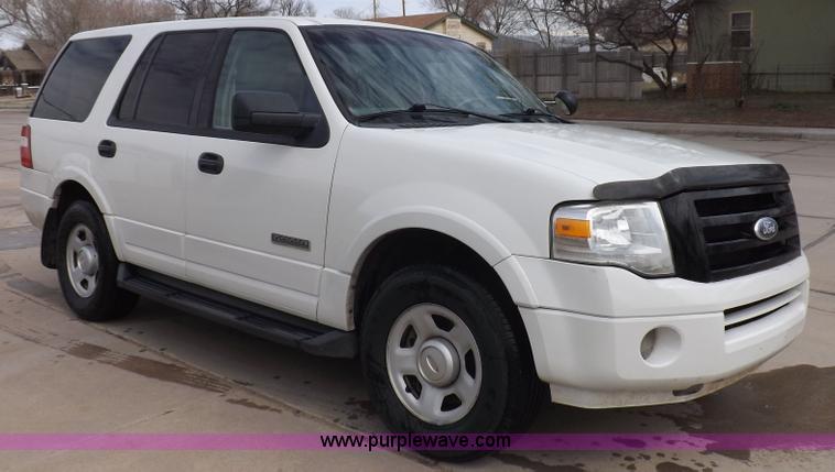 image for item K3239 2008 Ford Expedition XLT SUV