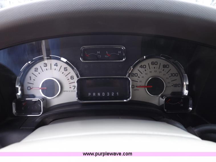 image for item K3239 2008 Ford Expedition XLT SUV