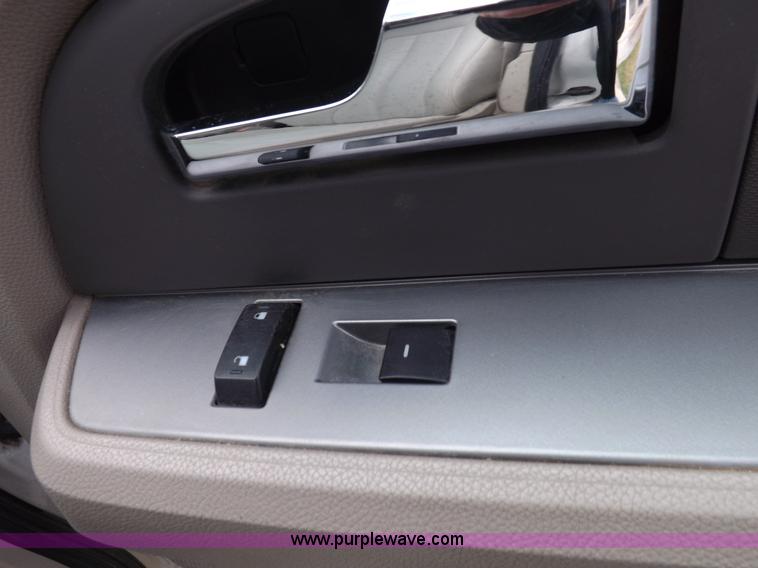 image for item K3239 2008 Ford Expedition XLT SUV