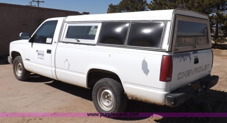 image for item K3240 1988 Chevrolet Cheyenne 1500 pickup truck