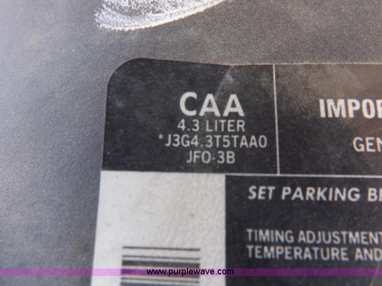 image for item K3240 1988 Chevrolet Cheyenne 1500 pickup truck