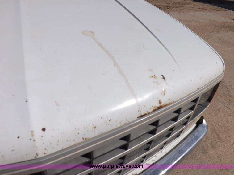 image for item K3240 1988 Chevrolet Cheyenne 1500 pickup truck