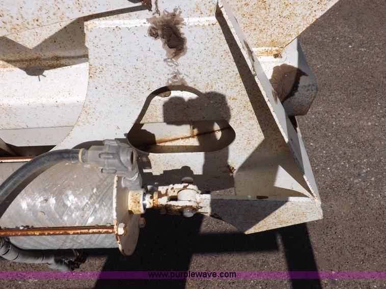 image for item K3244 1988 Ranco bottom dump trailer