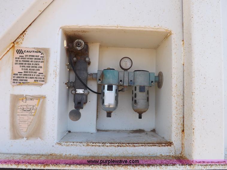 image for item K3244 1988 Ranco bottom dump trailer