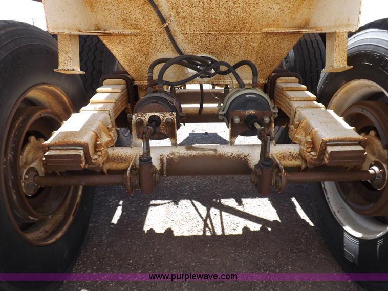 image for item K3244 1988 Ranco bottom dump trailer