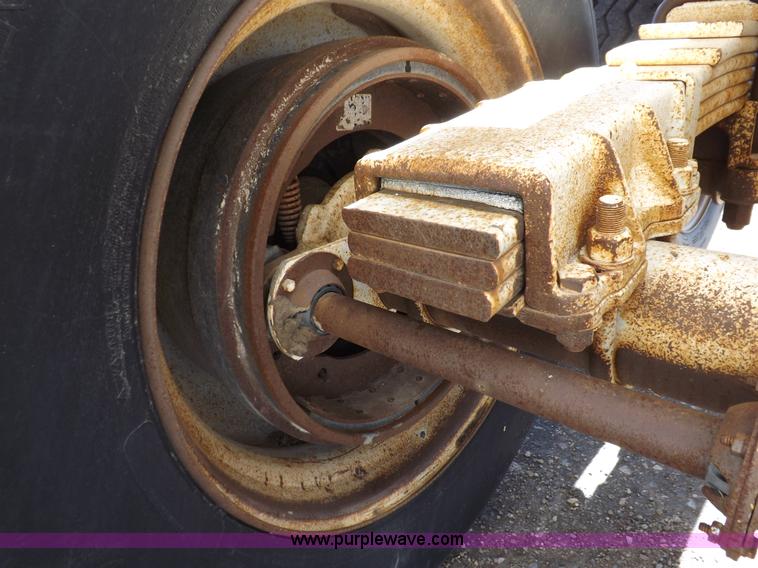 image for item K3244 1988 Ranco bottom dump trailer