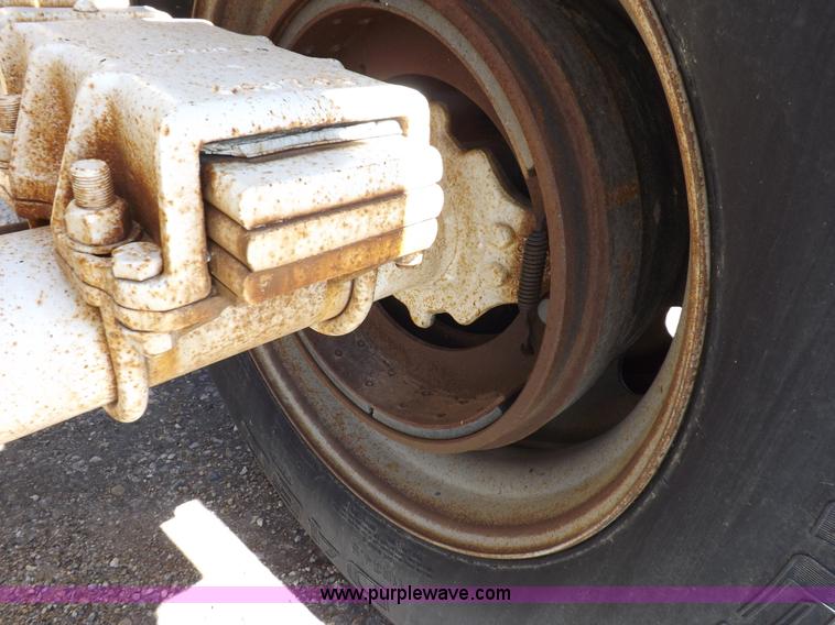 image for item K3244 1988 Ranco bottom dump trailer