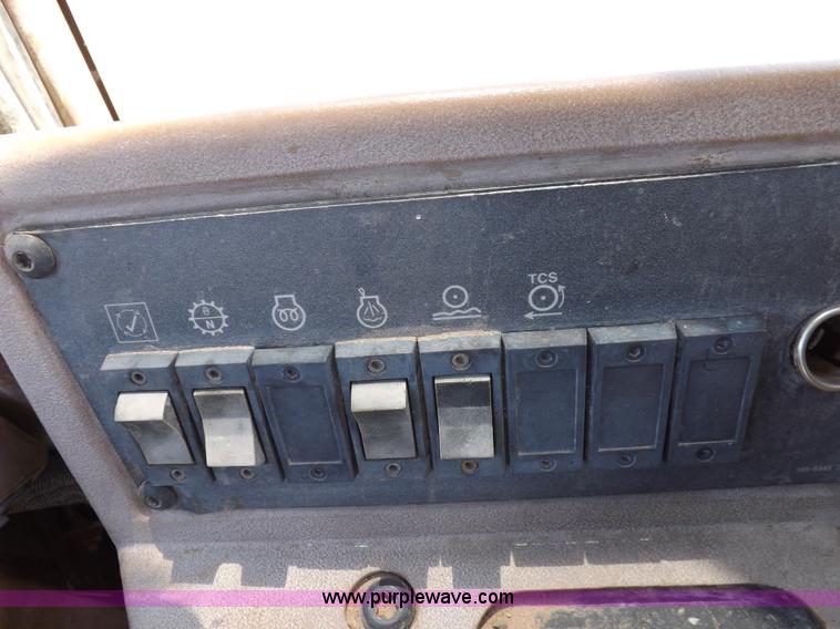 image for item K3246 1995 Caterpillar 950F Series II wheel loader