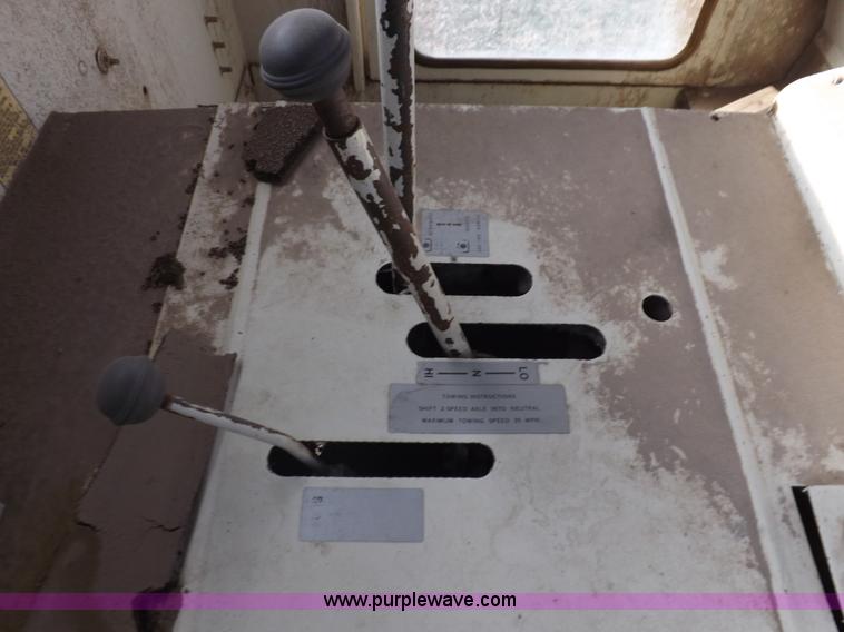 image for item K3752 Elgin White Wing street sweeper