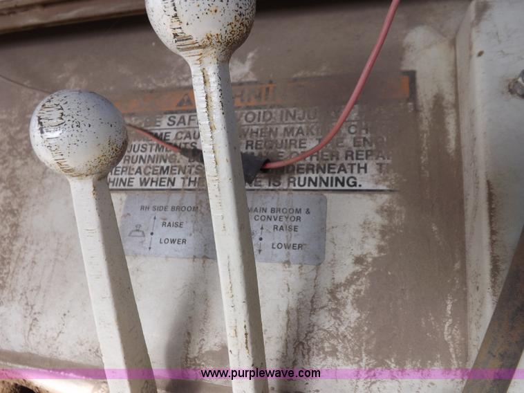 image for item K3752 Elgin White Wing street sweeper