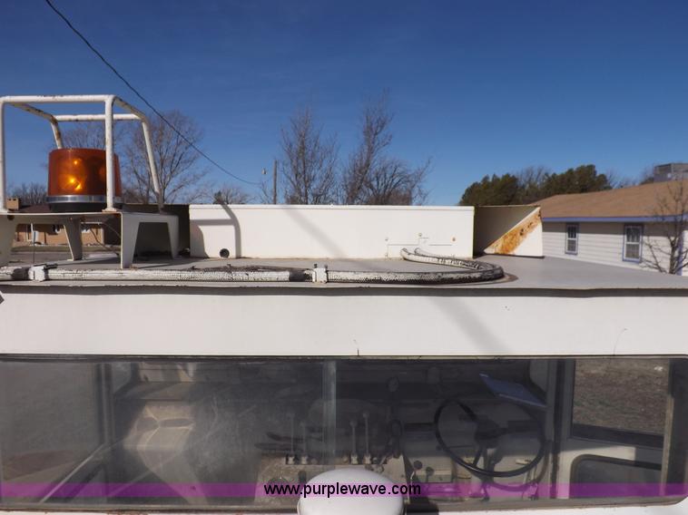 image for item K3752 Elgin White Wing street sweeper