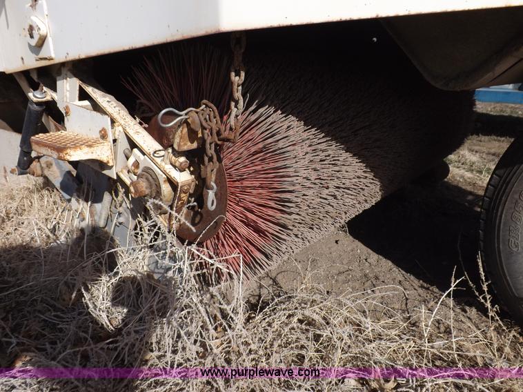 image for item K3752 Elgin White Wing street sweeper