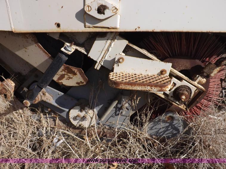 image for item K3752 Elgin White Wing street sweeper