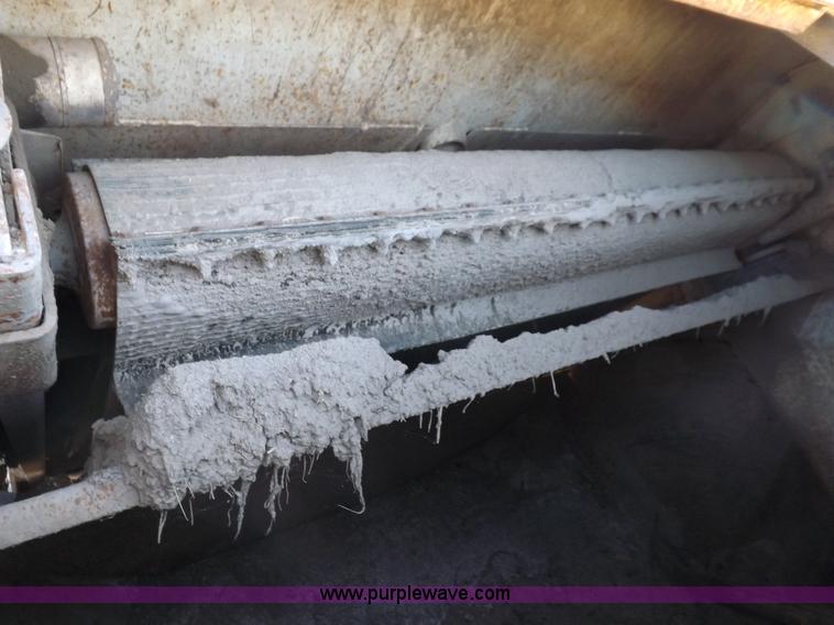 image for item K3752 Elgin White Wing street sweeper