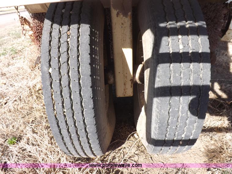 image for item K3752 Elgin White Wing street sweeper