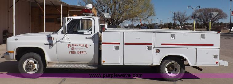 image for item K3753 1988 GMC Sierra 3500 utility truck