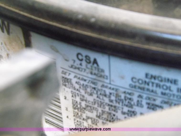 image for item K3753 1988 GMC Sierra 3500 utility truck