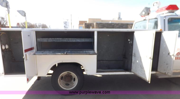 image for item K3753 1988 GMC Sierra 3500 utility truck