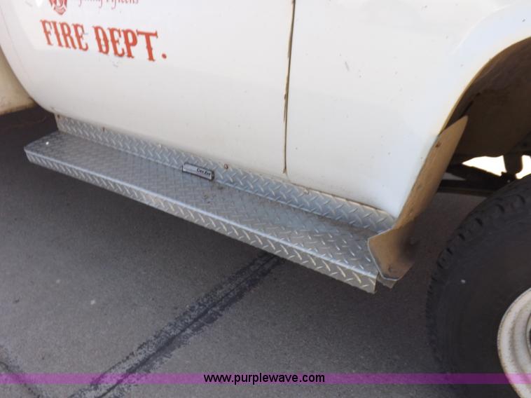 image for item K3753 1988 GMC Sierra 3500 utility truck