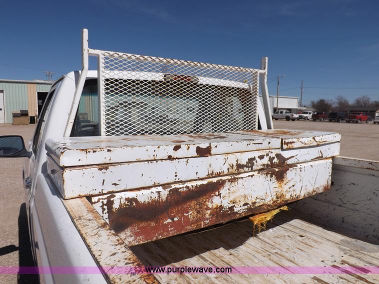 image for item K3754 1994 Ford F150 XL pickup truck
