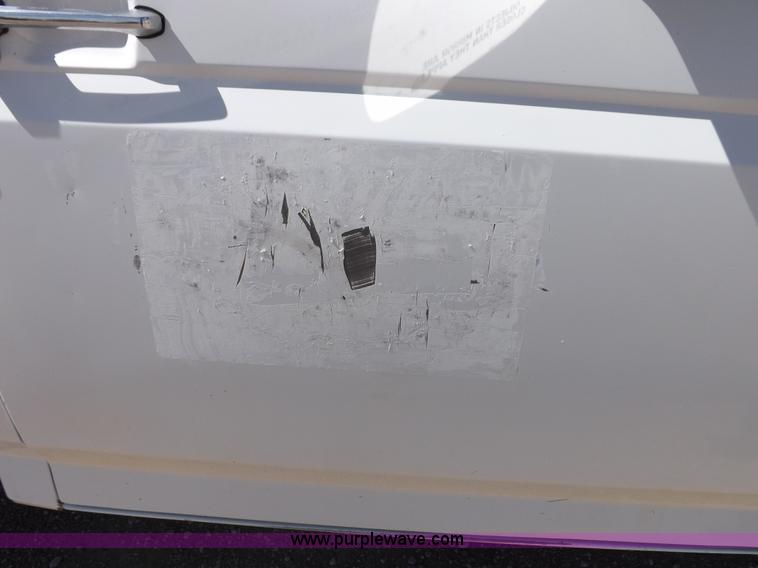 image for item K3754 1994 Ford F150 XL pickup truck