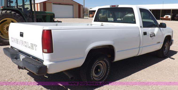 image for item K3755 1997 Chevrolet Cheyenne 1500 pickup truck