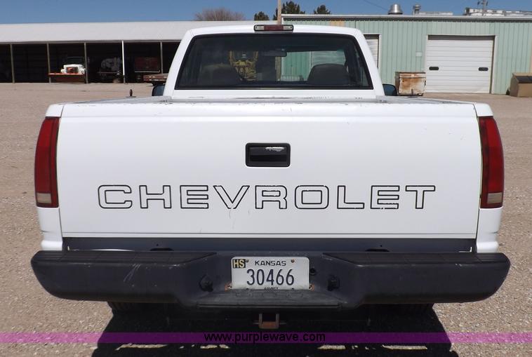 image for item K3755 1997 Chevrolet Cheyenne 1500 pickup truck