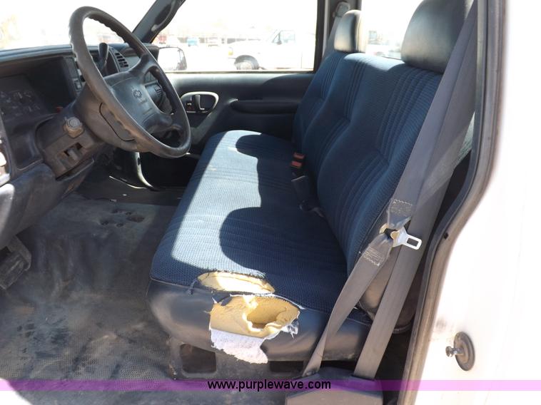 image for item K3755 1997 Chevrolet Cheyenne 1500 pickup truck