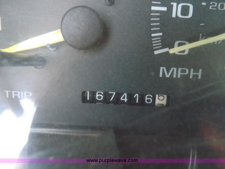 image for item K3755 1997 Chevrolet Cheyenne 1500 pickup truck