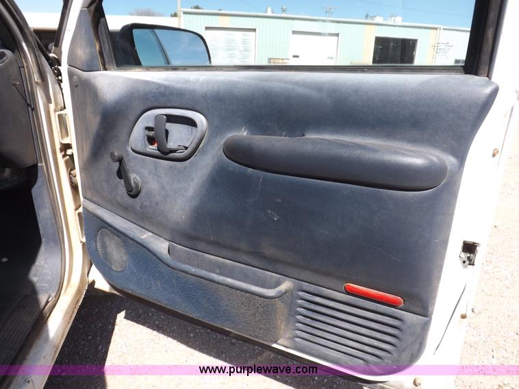 image for item K3755 1997 Chevrolet Cheyenne 1500 pickup truck