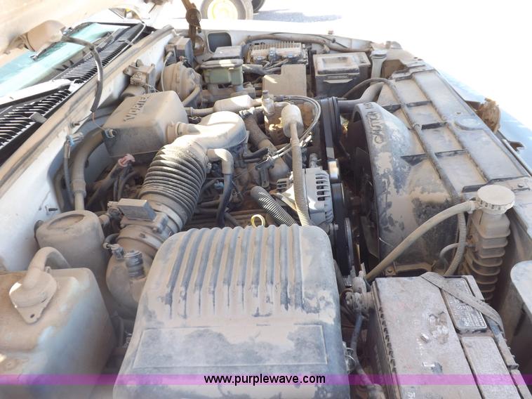 image for item K3755 1997 Chevrolet Cheyenne 1500 pickup truck